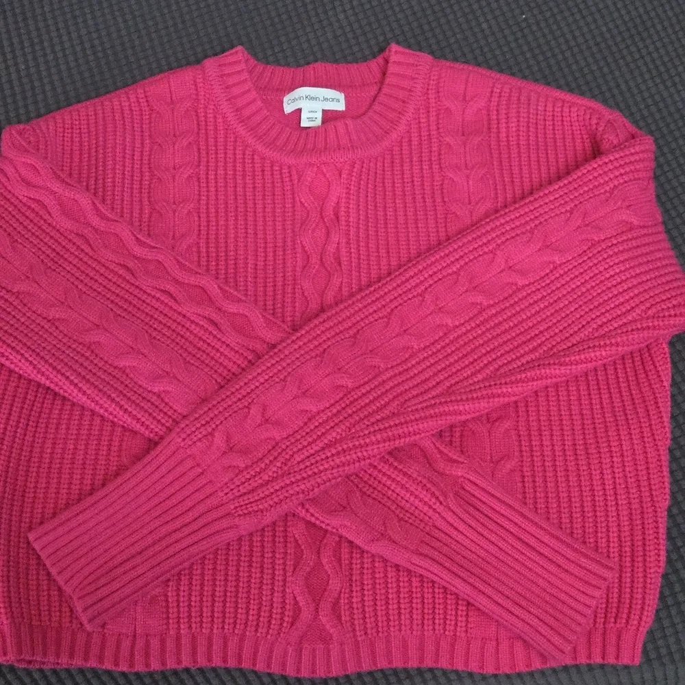 Calvin Klein Collection Fuchsia Cable Knit Sweater - Picture 6 of 6